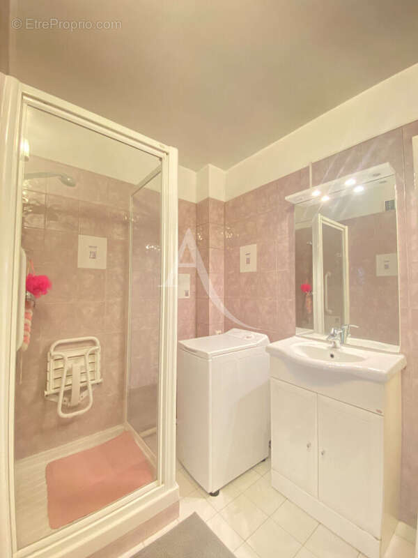 Appartement à GENNEVILLIERS