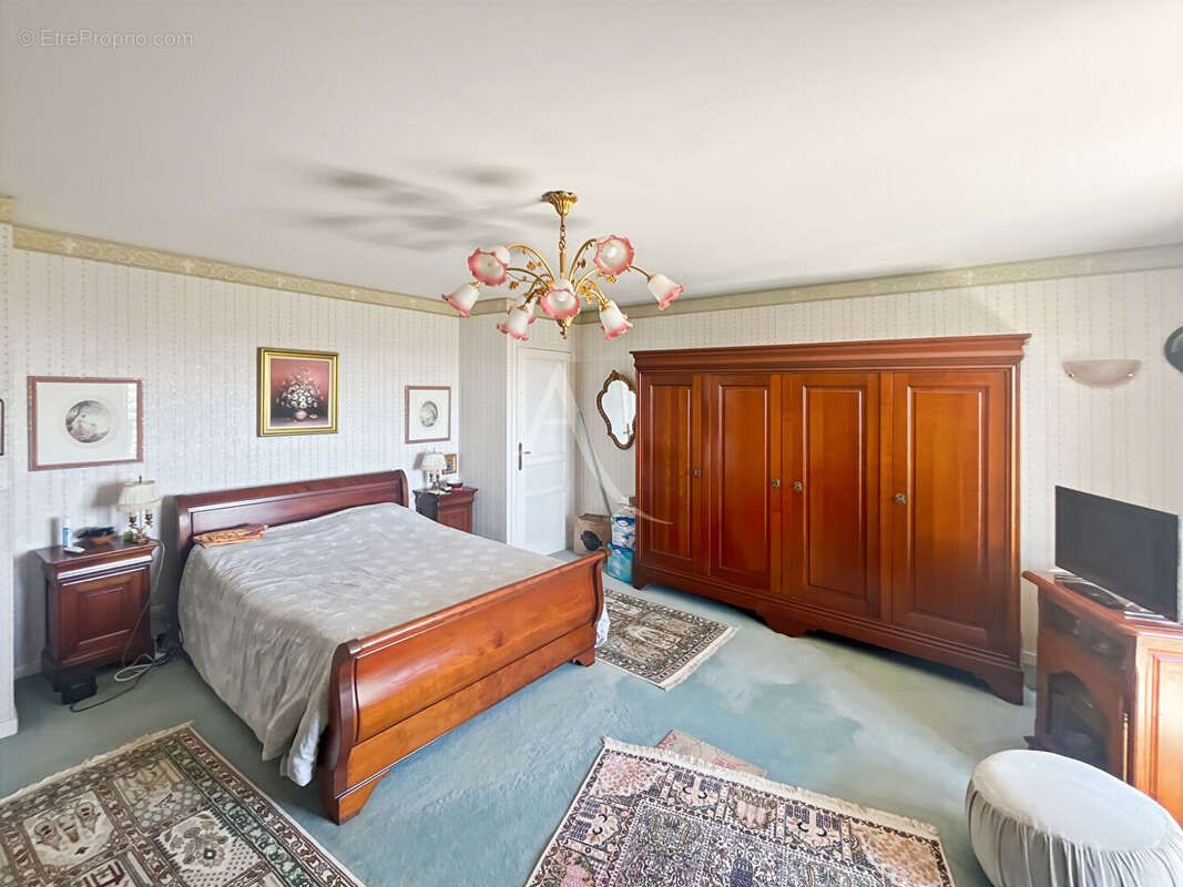 Maison à VAUX-SUR-SEINE