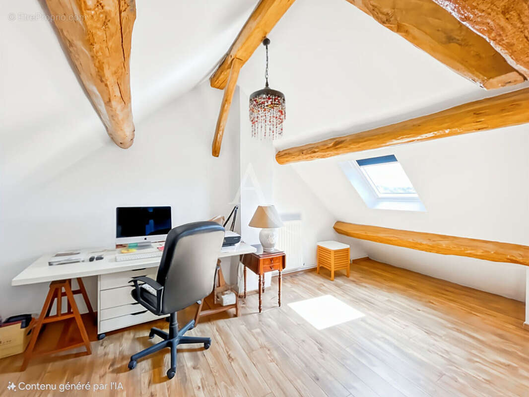 Maison à AUVERS-SUR-OISE