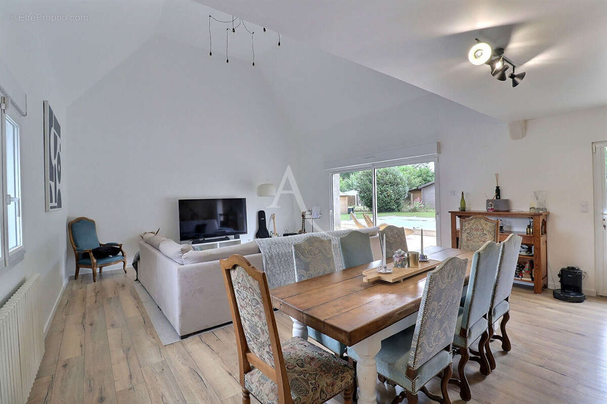 Maison à PINTERVILLE