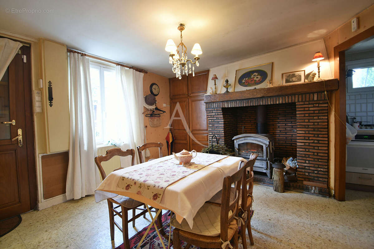 Maison à ROMESCAMPS