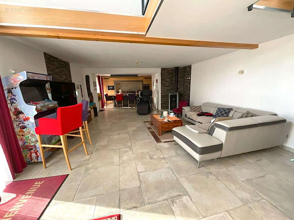 Maison à MAGNY-LES-JUSSEY