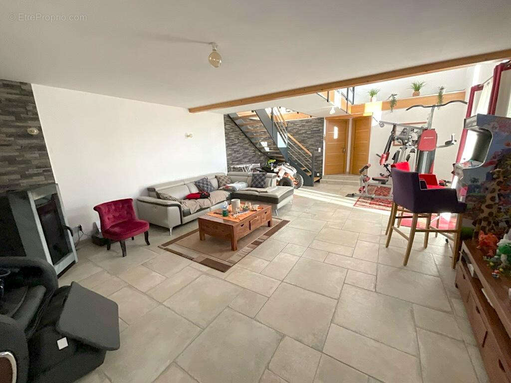 Maison à MAGNY-LES-JUSSEY