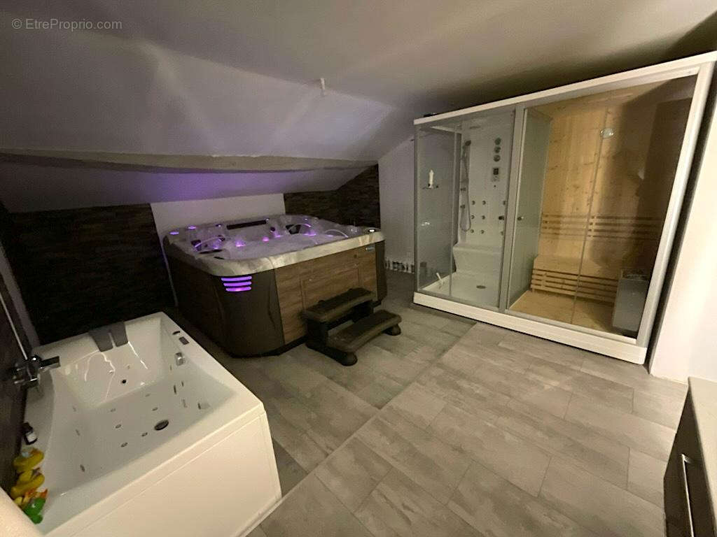 Maison à MAGNY-LES-JUSSEY