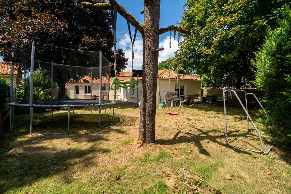 Maison à SAINT-PHILBERT-DE-GRAND-LIEU