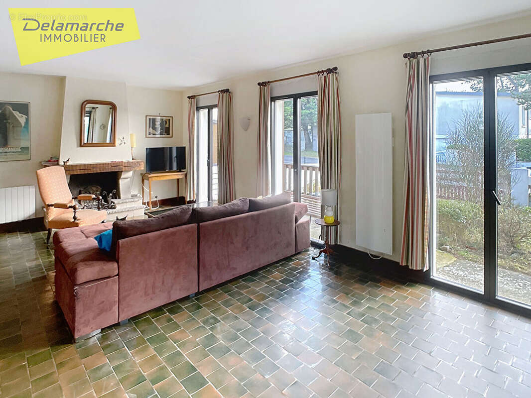 Maison à HAUTEVILLE-SUR-MER