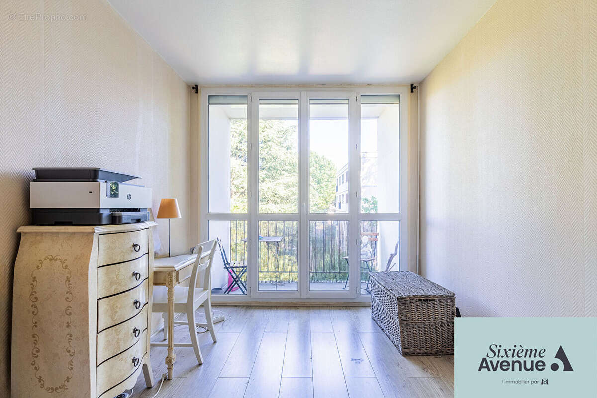 Appartement à CHILLY-MAZARIN