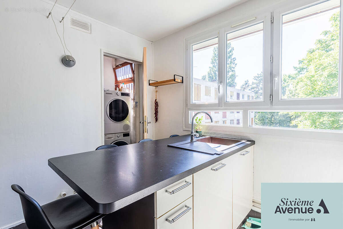 Appartement à CHILLY-MAZARIN