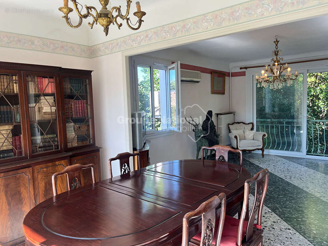 Maison à VILLENEUVE-LES-AVIGNON