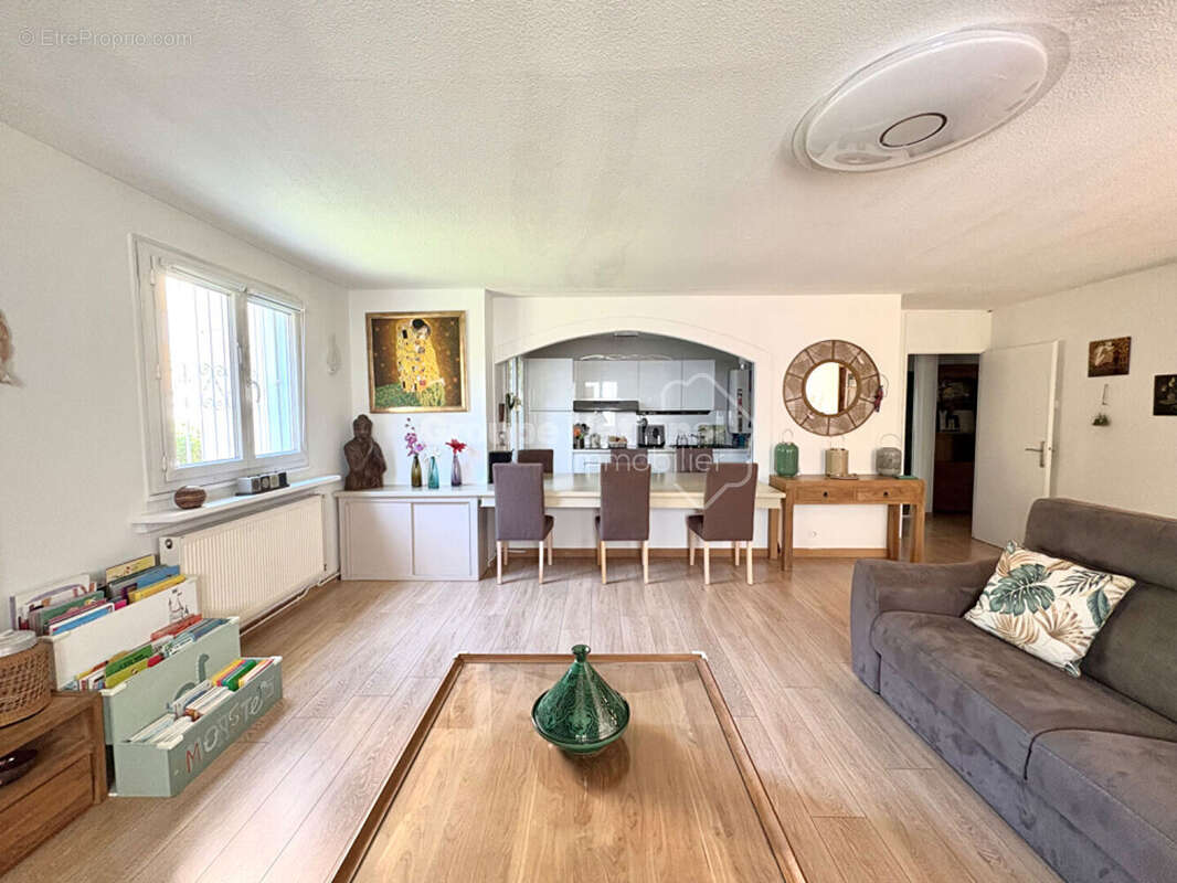 Appartement à AIX-EN-PROVENCE