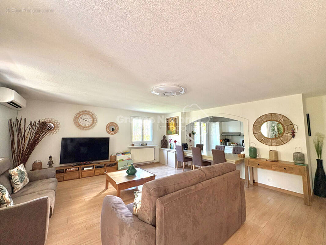 Appartement à AIX-EN-PROVENCE