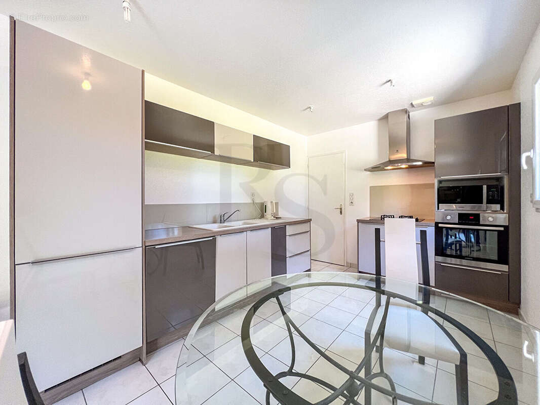 Maison à SAINT-GEORGES-DES-GROSEILLERS