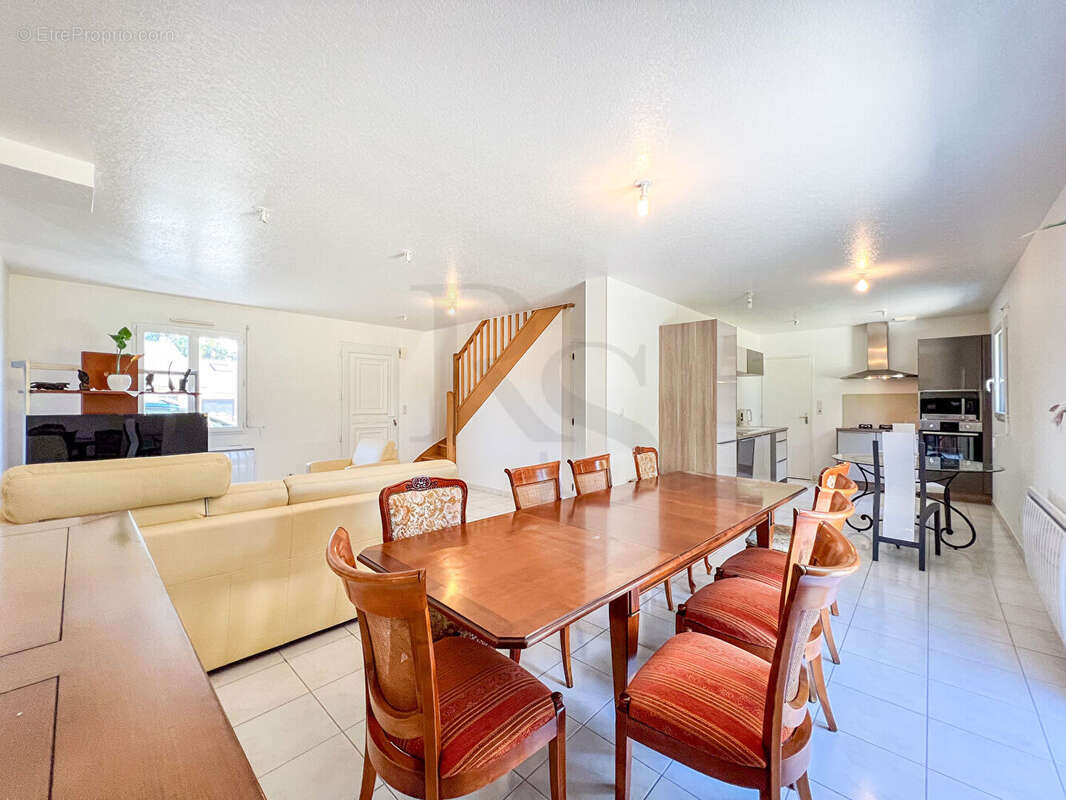 Maison à SAINT-GEORGES-DES-GROSEILLERS