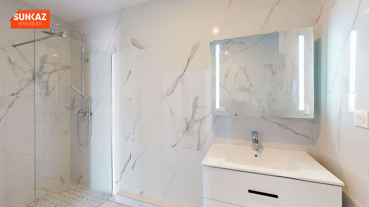 Appartement à SAINT-PIERRE