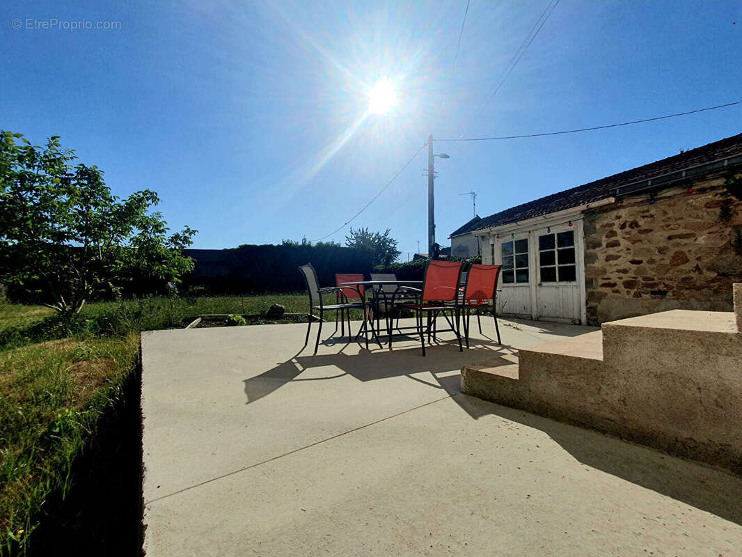 Maison à NERIS-LES-BAINS