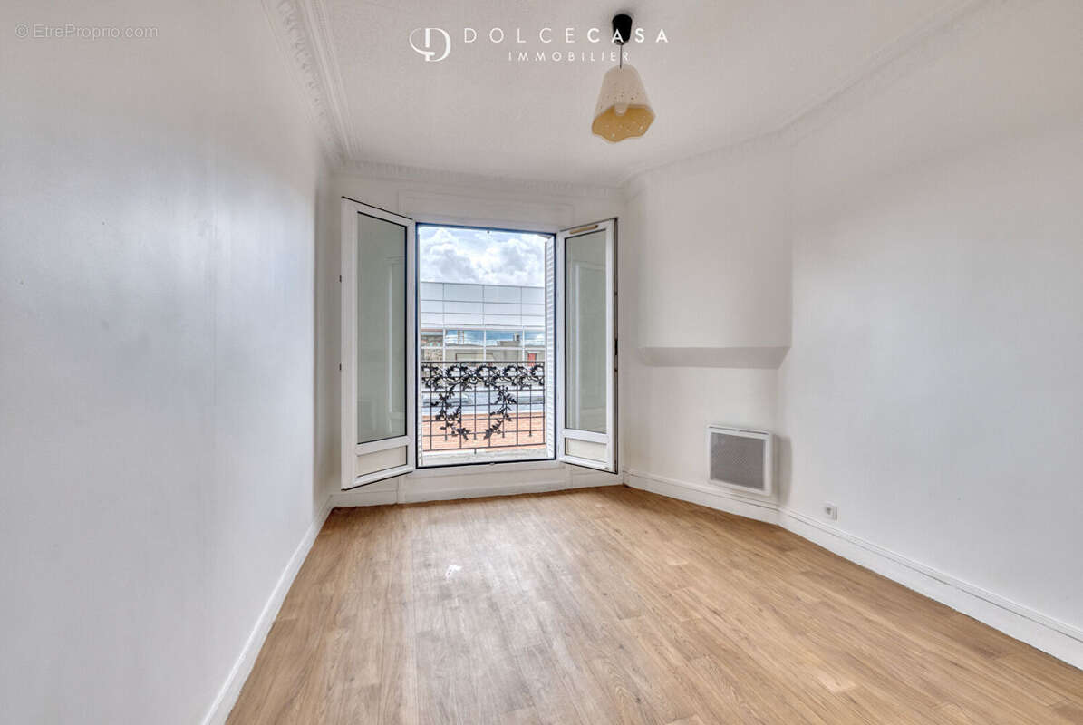 Appartement à LE PERREUX-SUR-MARNE