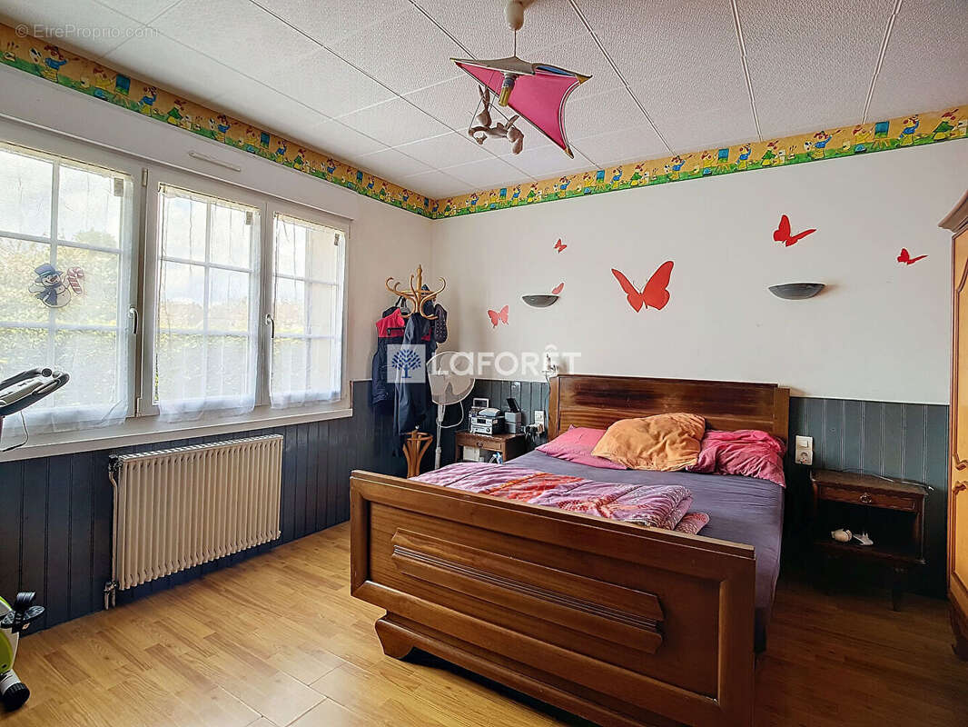 Maison à NOYERS-BOCAGE