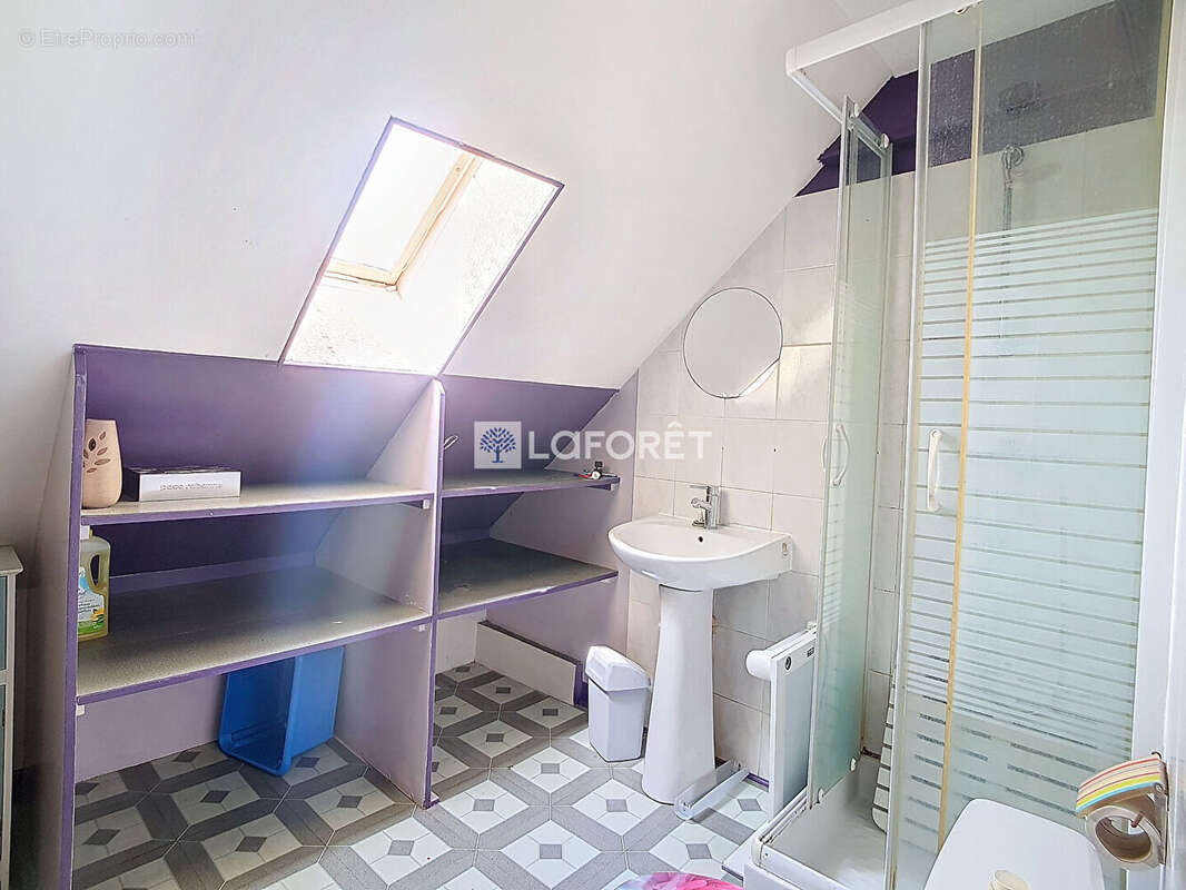 Maison à NOYERS-BOCAGE