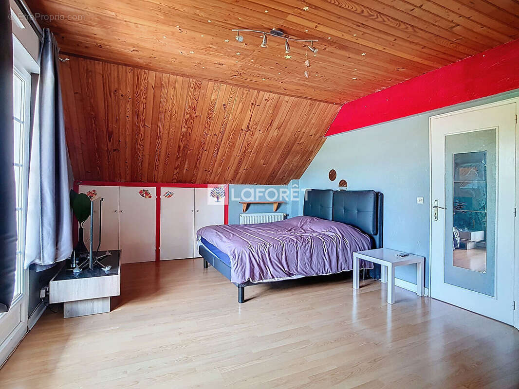 Maison à NOYERS-BOCAGE