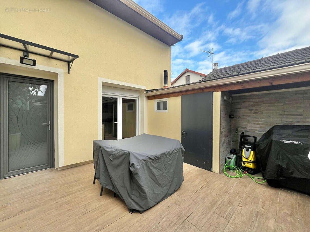 Maison à FONTENAY-SOUS-BOIS