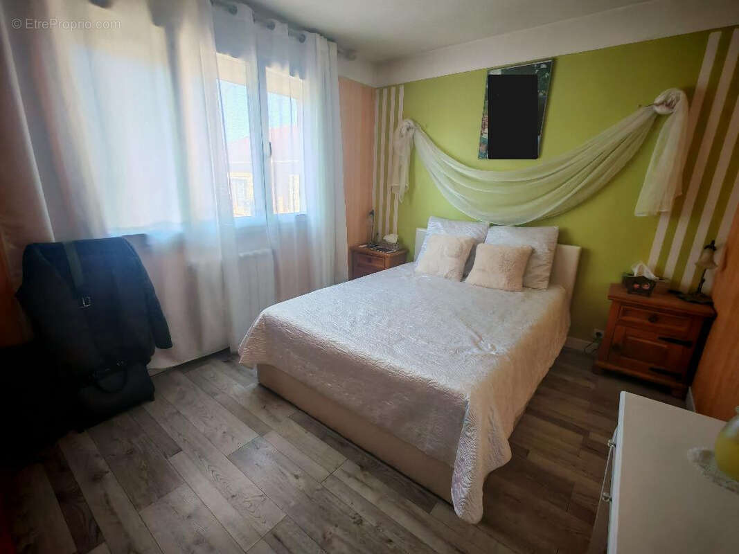 Maison à SARTROUVILLE