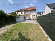 Maison à SARTROUVILLE