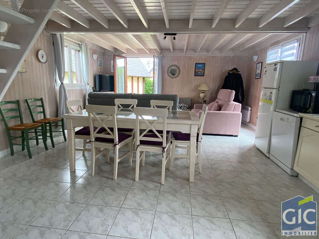 Maison à MERVILLE-FRANCEVILLE-PLAGE