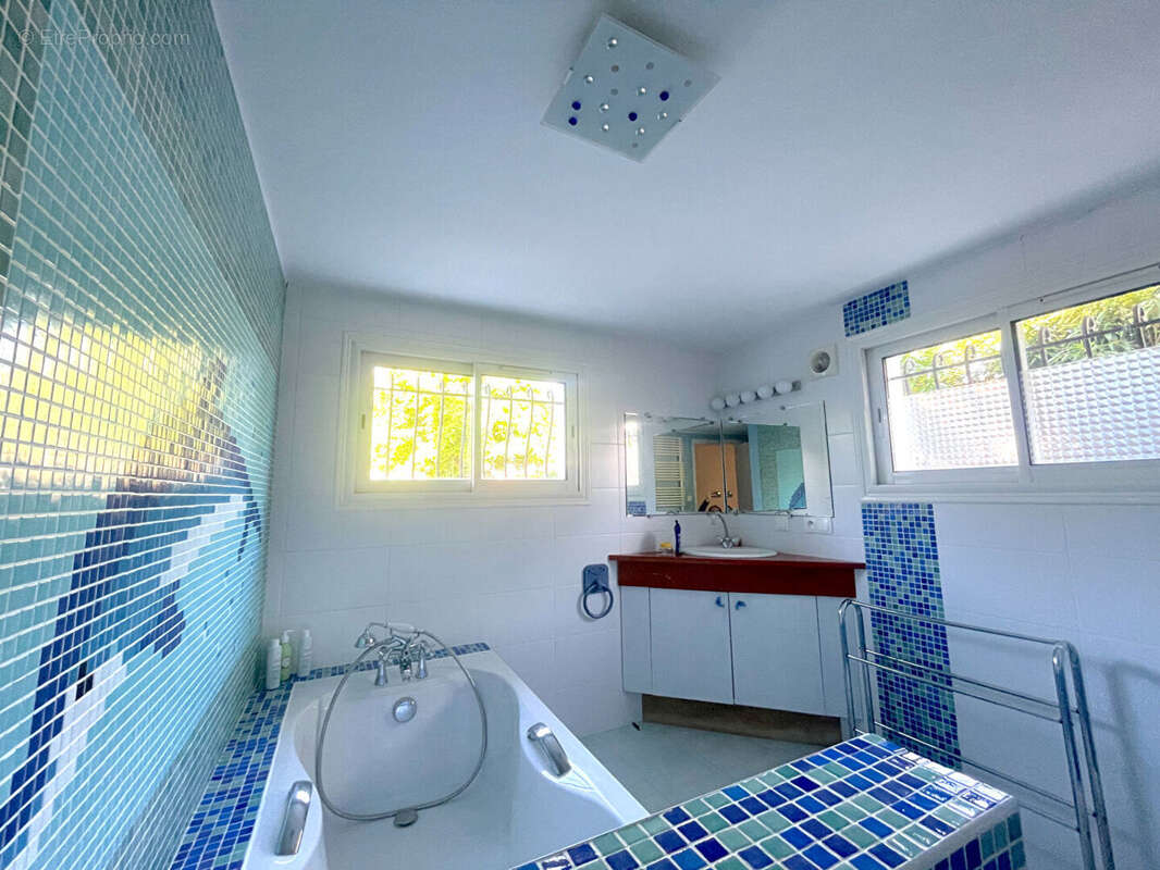 Maison à GUJAN-MESTRAS