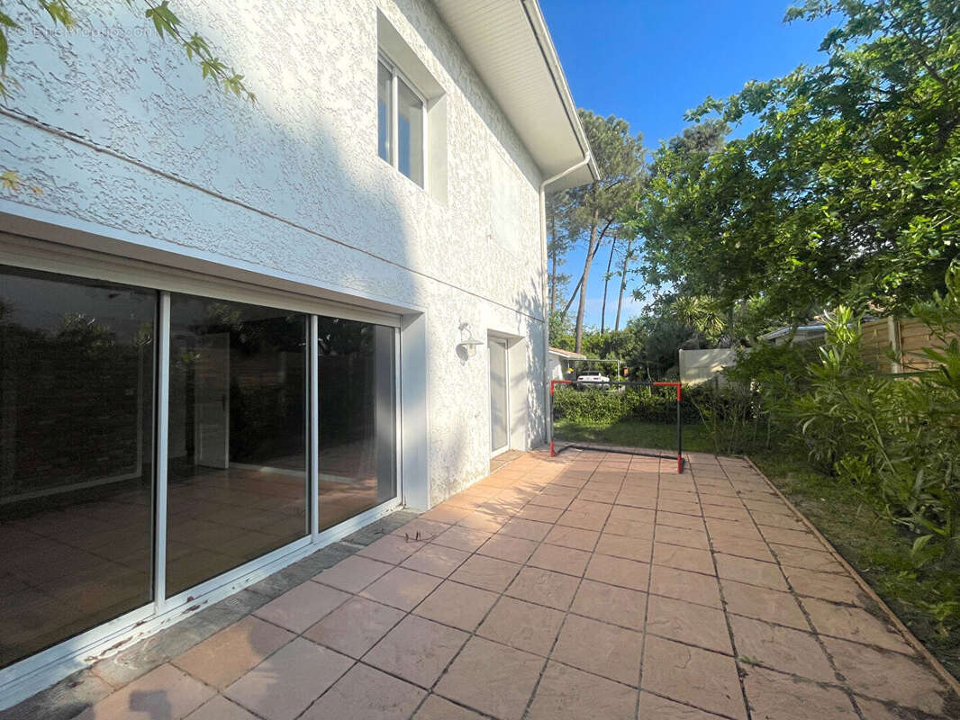 Maison à GUJAN-MESTRAS