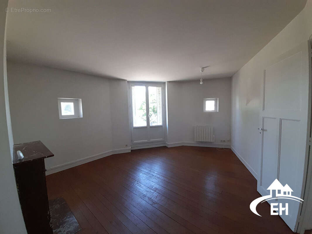 Appartement à L&#039;AIGLE