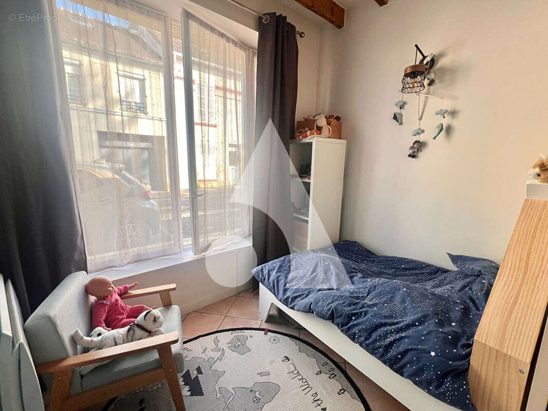 Maison à COUILLY-PONT-AUX-DAMES