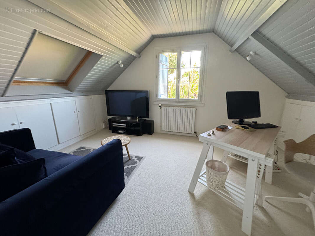 Maison à MONTFORT-L'AMAURY