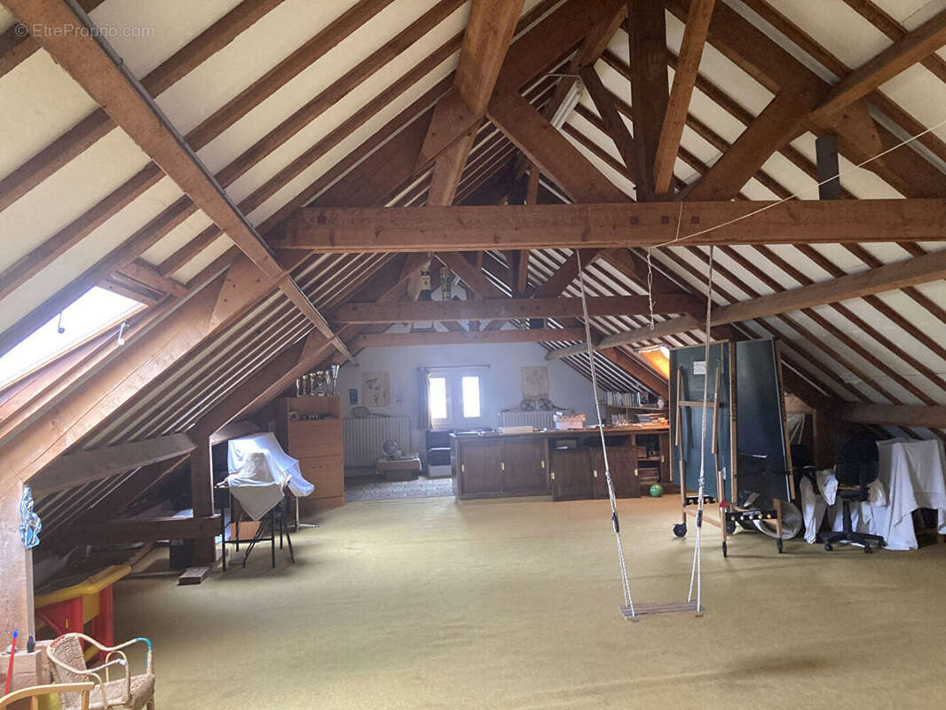 Maison à CONDE-SUR-NOIREAU