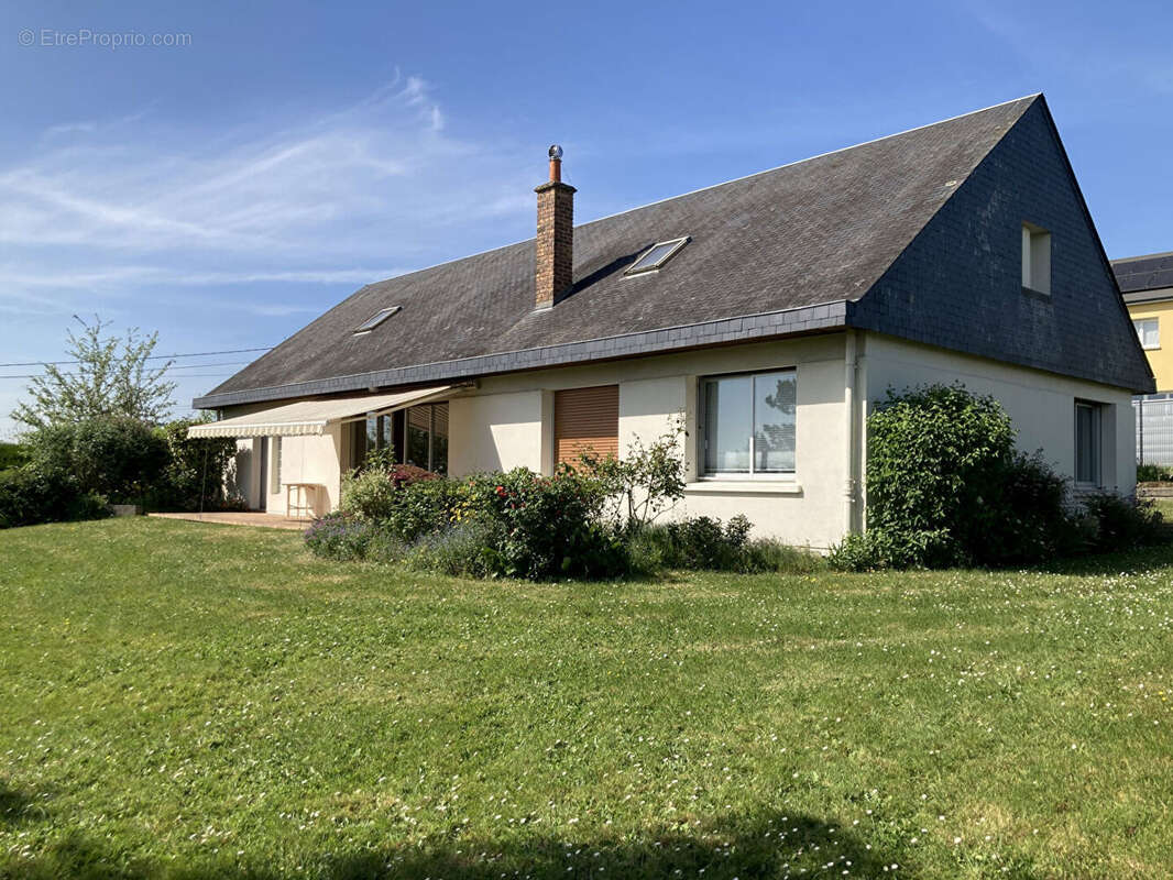 Maison à CONDE-SUR-NOIREAU