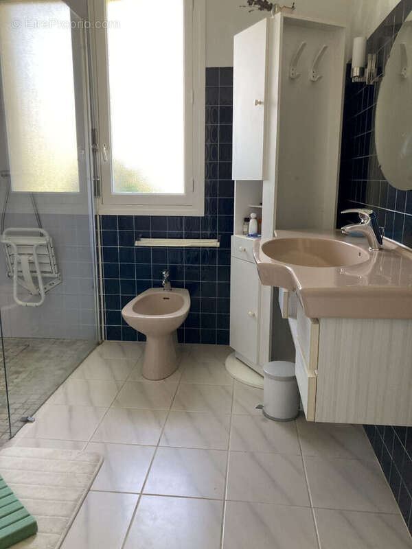 Maison à CONDE-SUR-NOIREAU