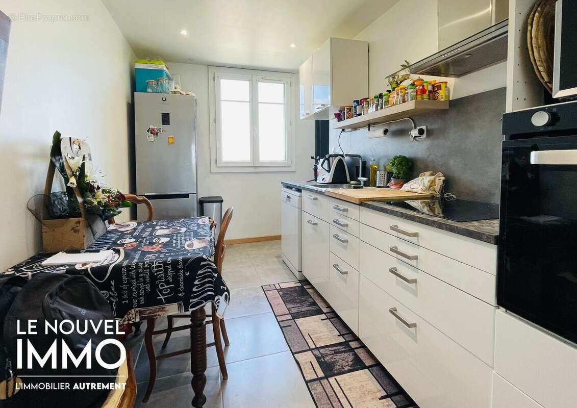 Appartement à SALON-DE-PROVENCE