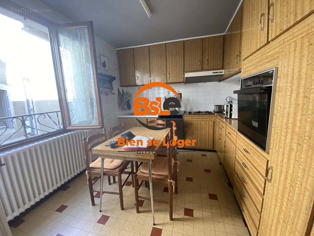 Maison à CHAUDES-AIGUES