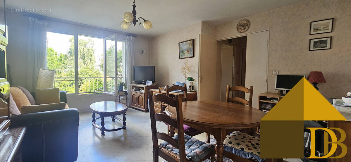 Appartement à MAISONS-ALFORT