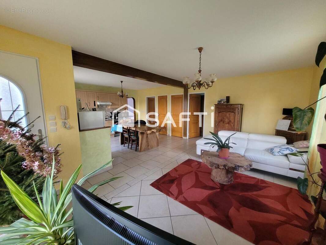 Photo 2 - Maison à DESCARTES