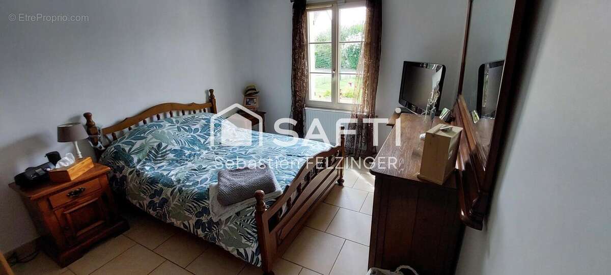 Photo 6 - Maison à COLLIGIS-CRANDELAIN