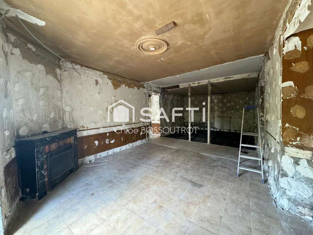 Photo 8 - Maison à TRELAZE