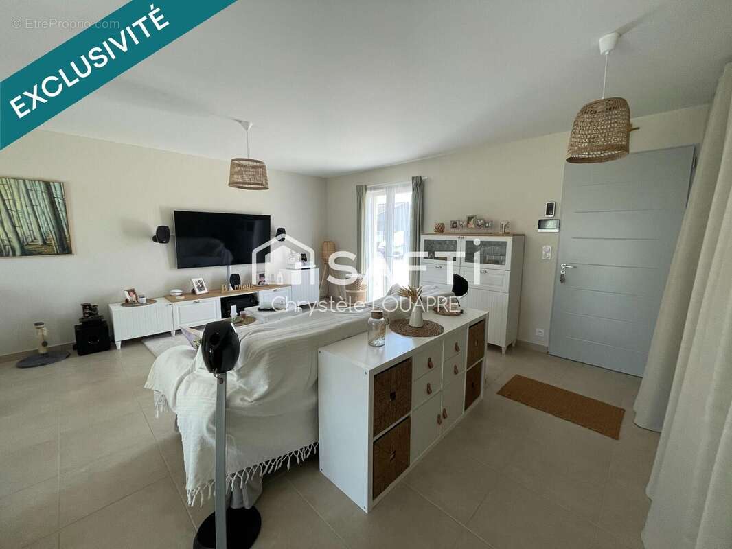 Photo 3 - Maison à SURGERES