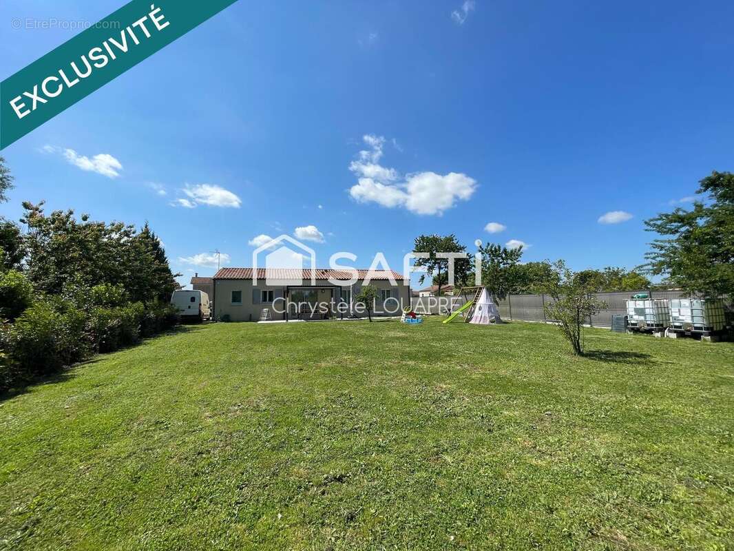 Photo 8 - Maison à SURGERES