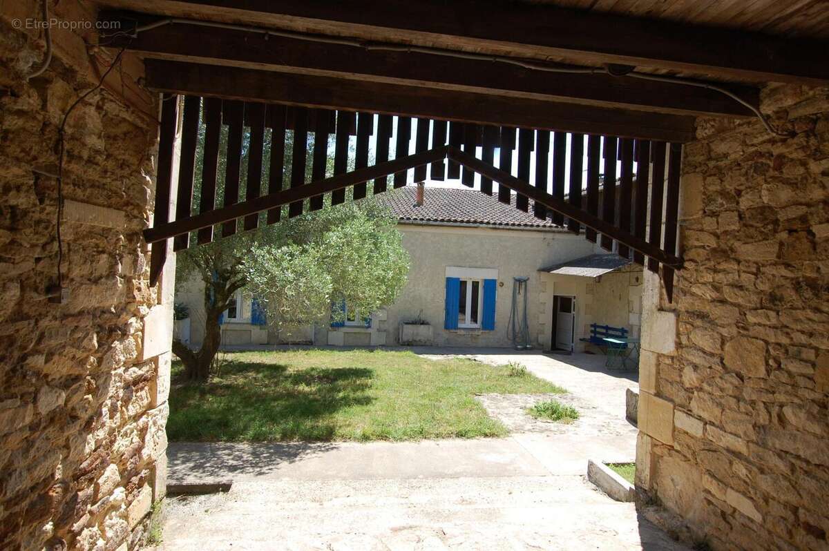 Photo 4 - Maison à REIGNAC