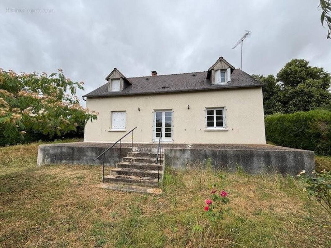 Photo 1 - Maison à NOUANS-LES-FONTAINES