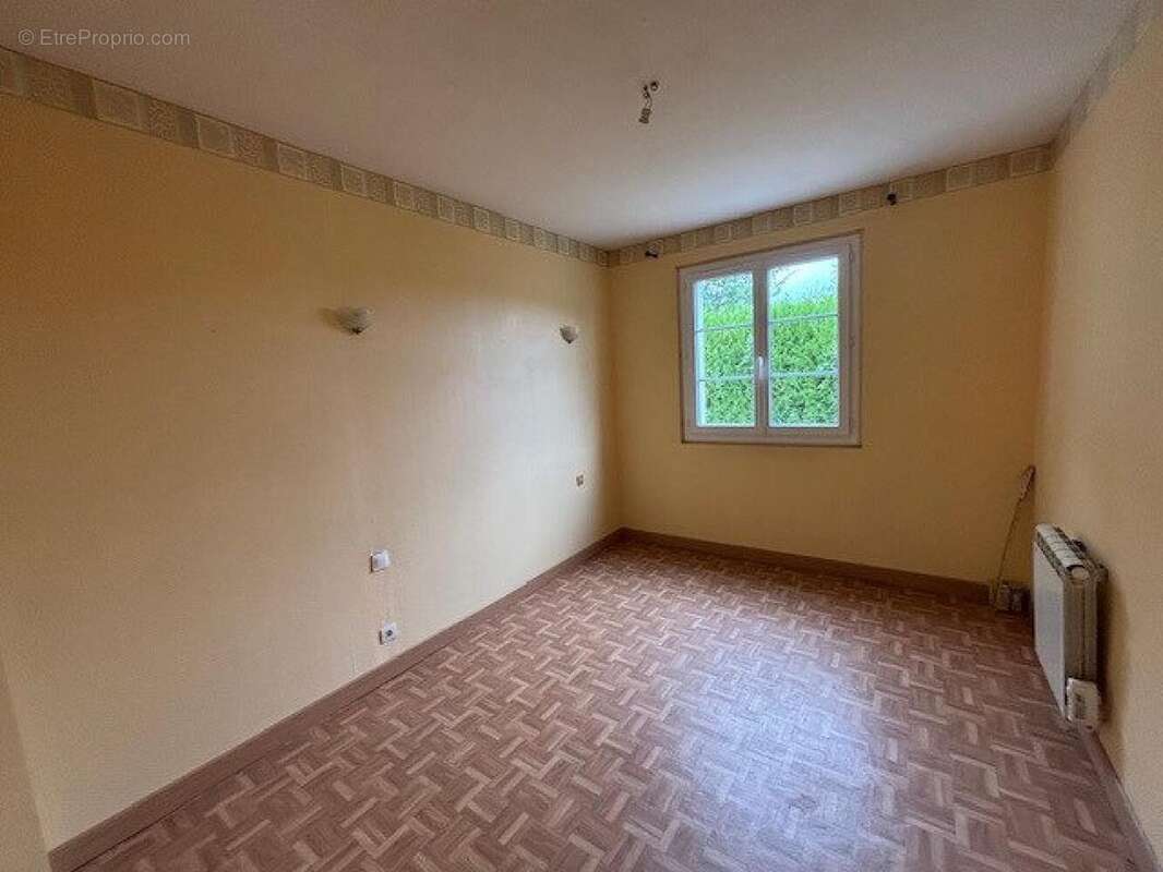 Photo 5 - Maison à NOUANS-LES-FONTAINES