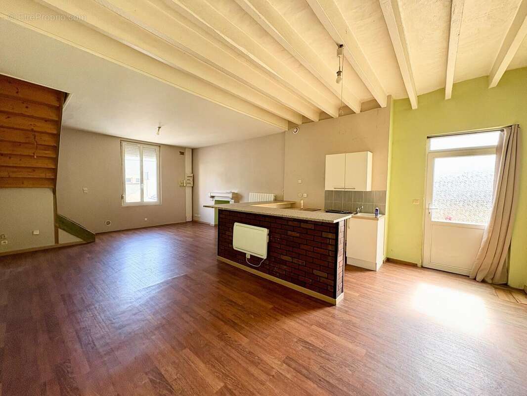 Photo 3 - Maison à VILLAINES-SOUS-LUCE