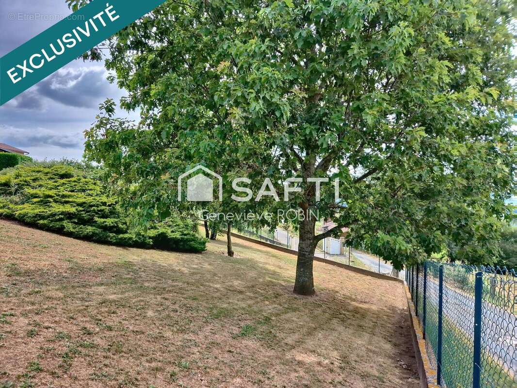 Photo 2 - Terrain à MEYS