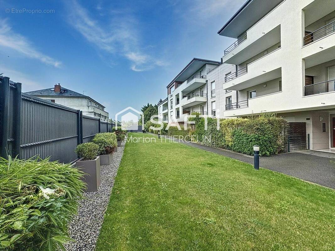 Photo 1 - Appartement à LA CHAPELLE-SAINT-MESMIN