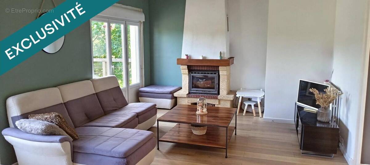 Photo 1 - Maison à SAINT-SULPICE